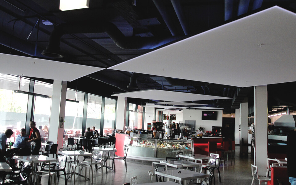 Sabaitek-hoteles-bares-restaurantes Bares y restaurantes con techos y paredes tensados Clipso, por Sabaitek