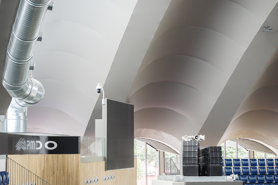 Vista general del techo tensado del Palacio de Deportes de Oviedo